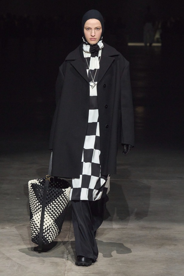 مجموعة Jil Sander عكست تصاميم أكثر جرأة مع الحفاظ على البساطة