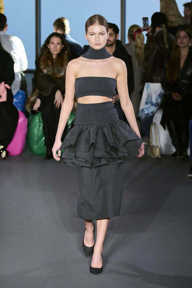 مجموعة Christopher Kane لخريف وشتاء 2024 في لندن