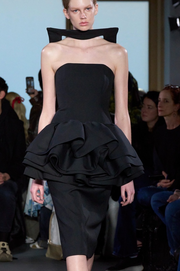 مجموعة Christopher Kane لخريف وشتاء 2023-2024