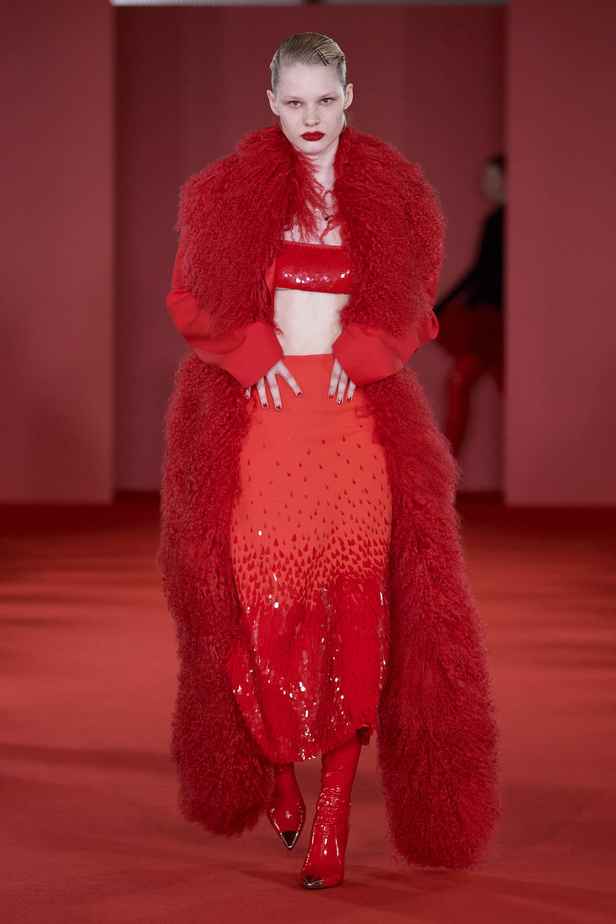 مجموعة David Koma لخريف وشتاء 2024 في لندن