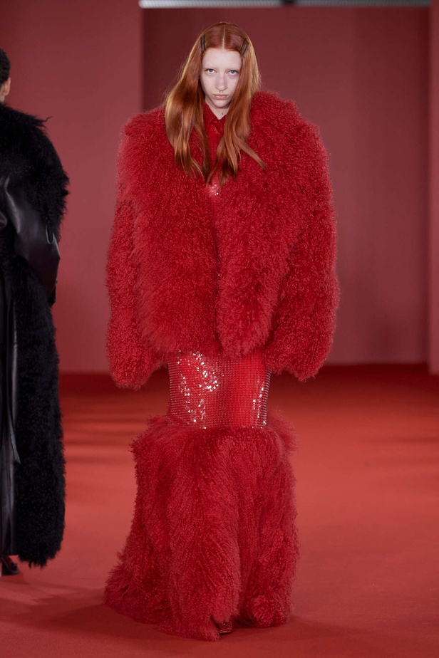 مجموعة David Koma لخريف وشتاء 2024 في لندن