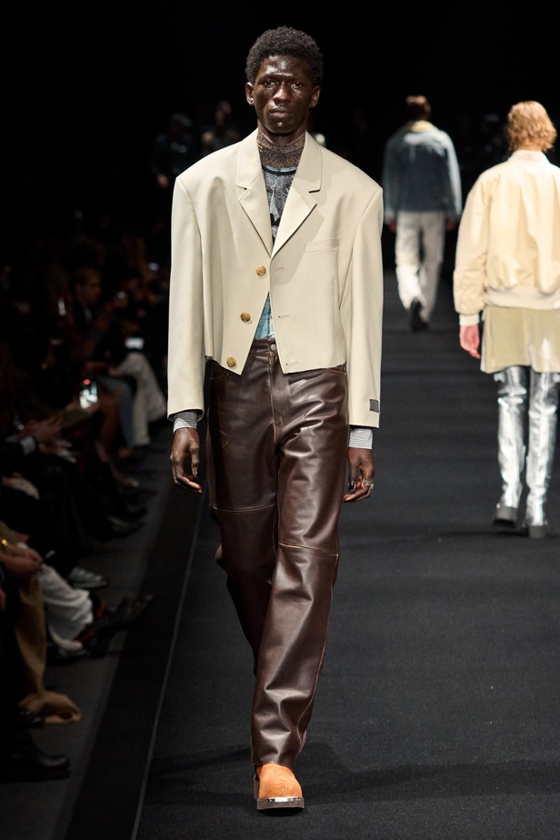 مجموعة MM6 Maison Margiela لخريف وشتاء 2023