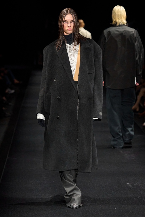 مجموعة MM6 Maison Margiela لخريف وشتاء 2023