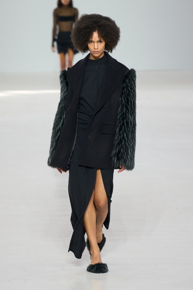 مجموعة MSGM لخريف وشتاء 2023-2024