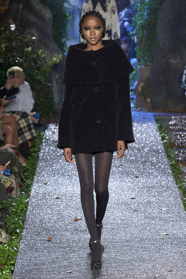 من مجموعة أنطونيو ماراس لموسم خريف وشتاء2023-2024