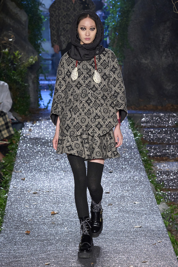 من مجموعة أنطونيو ماراس لموسم خريف وشتاء2023-2024