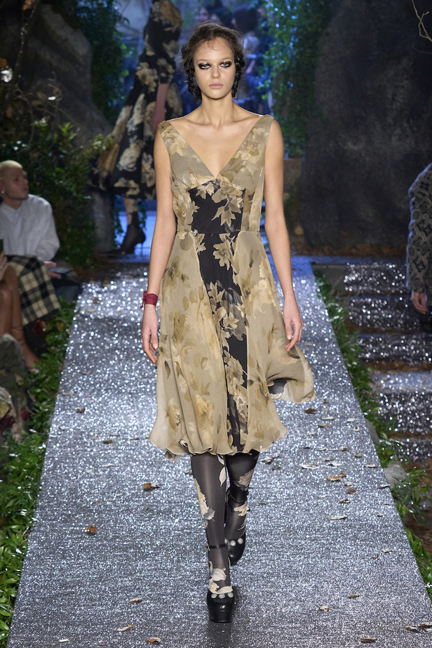 من مجموعة أنطونيو ماراس لموسم خريف وشتاء2023-2024