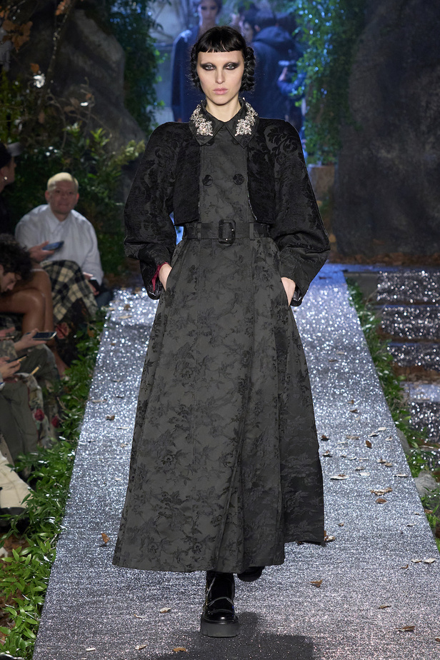 من مجموعة أنطونيو ماراس لموسم خريف وشتاء2023-2024