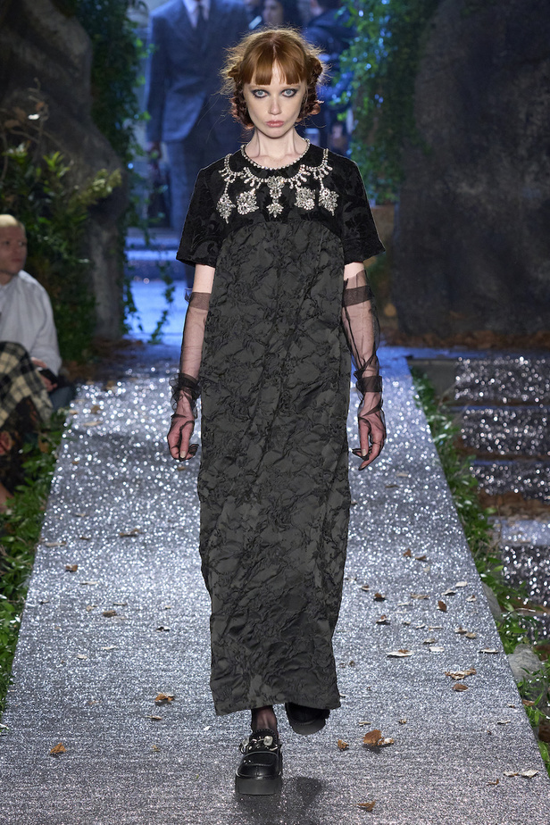 من مجموعة أنطونيو ماراس لموسم خريف وشتاء2023-2024