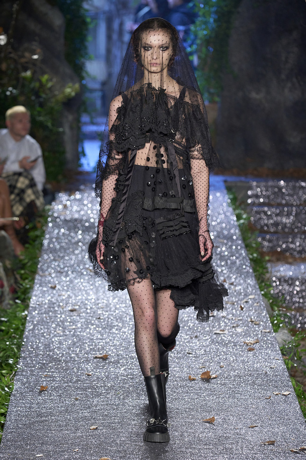 من مجموعة أنطونيو ماراس لموسم خريف وشتاء2023-2024