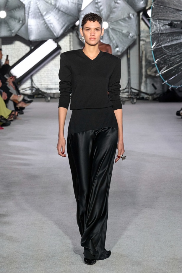 مجموعة براندون ماكسويل لخريف وشتاء 2023-2024