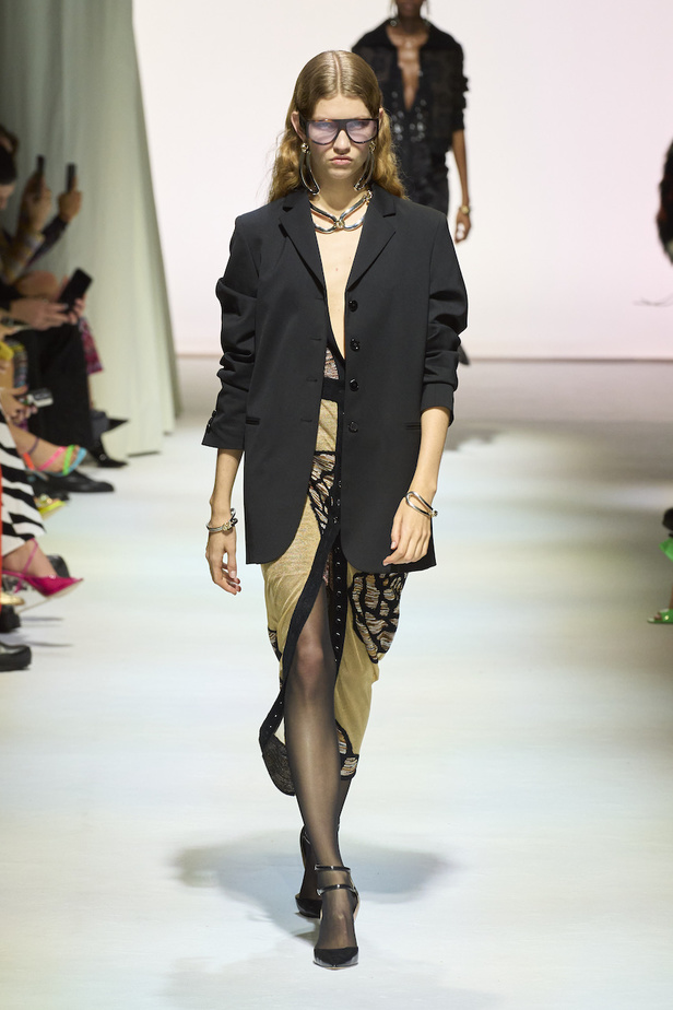 من مجموعة ميسوني لموسم خريف وشتاء 2023-2024