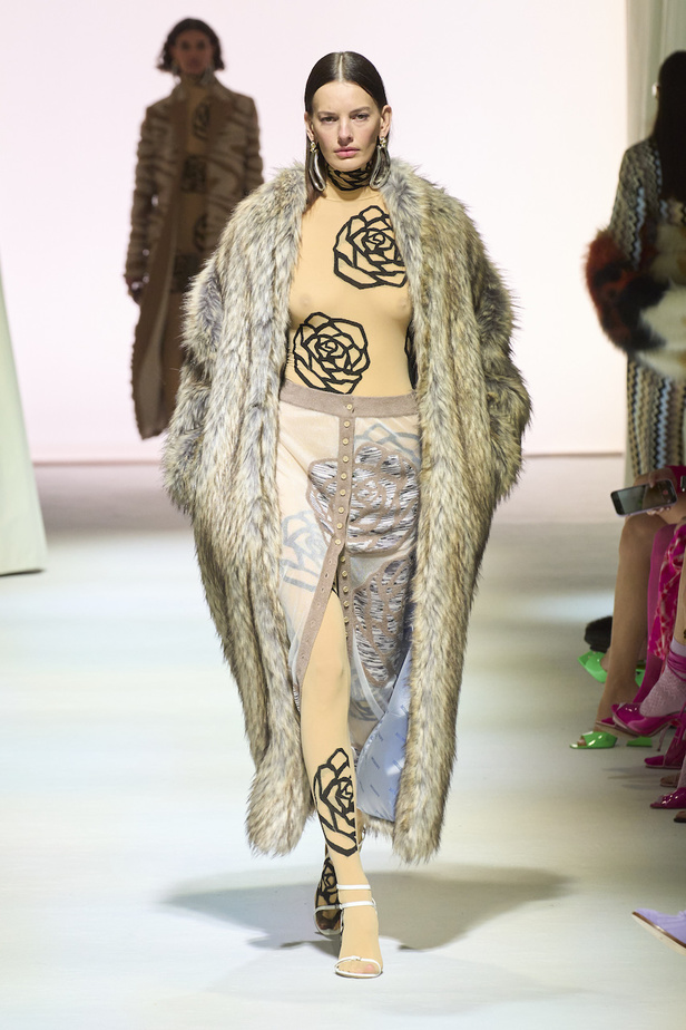 من مجموعة ميسوني لموسم خريف وشتاء 2023-2024