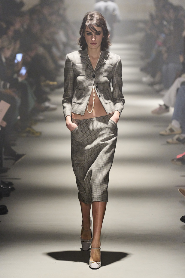 من مجموعة N21 لموسم خريف وشتاء 2023-2024