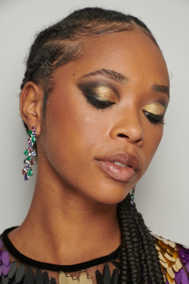 اطلالات جمالية من مجموعة Naeem Khan