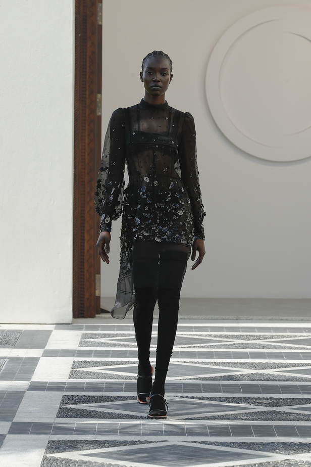 من مجموعة Noon By Noor لخريف وشتاء 2023 - 2024