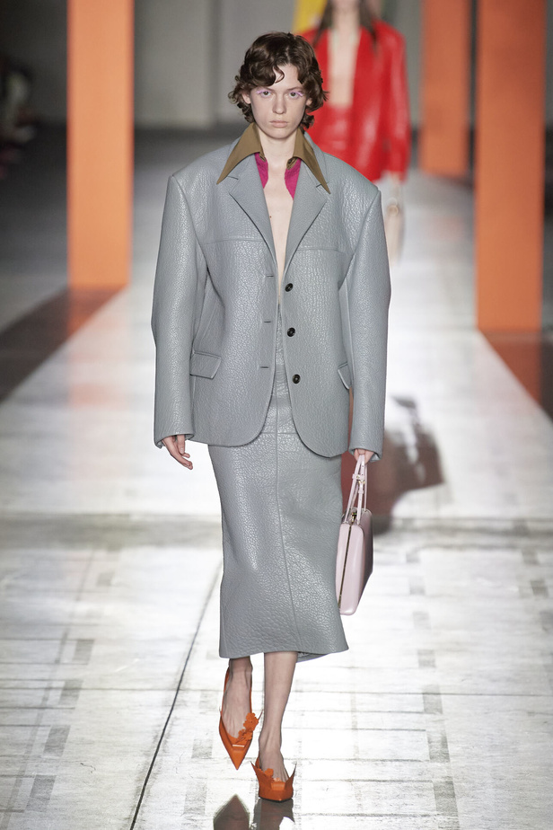 مجموعة Prada لخريف وشتاء 2024 في ميلانو