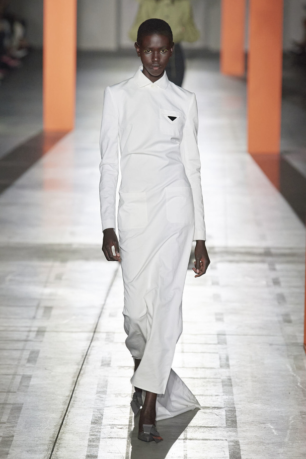 مجموعة Prada لخريف وشتاء 2024 في ميلانو