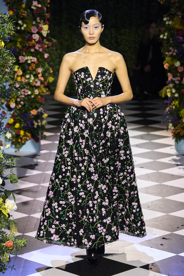 من مجموعة Richard Quinn لموسم خريف وشتاء 2023