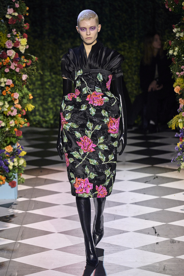 من مجموعة Richard Quinn لموسم خريف وشتاء 2023