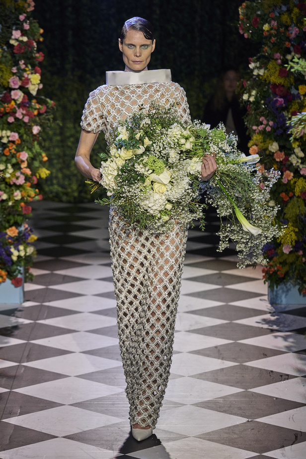 من مجموعة Richard Quinn لموسم خريف وشتاء 2023