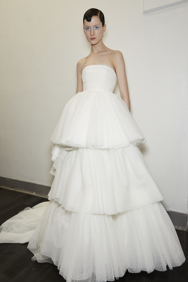 باقة من الورود قدمها لنا Richard Quinn لموسم خريف 2023