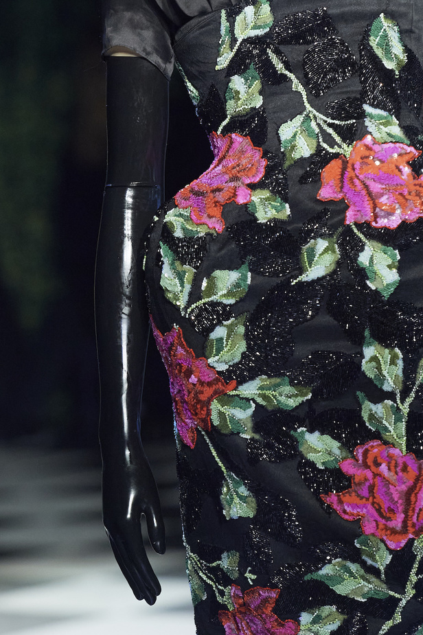 باقة من الورود قدمها لنا Richard Quinn لموسم خريف 2023