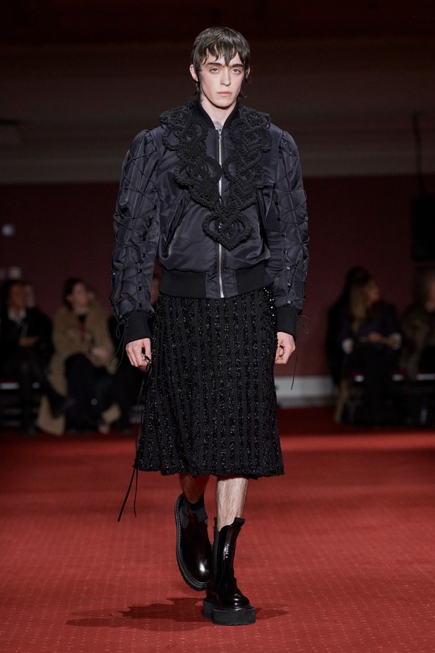 مجموعة سيمون روشا لخريف وشتاء 2024