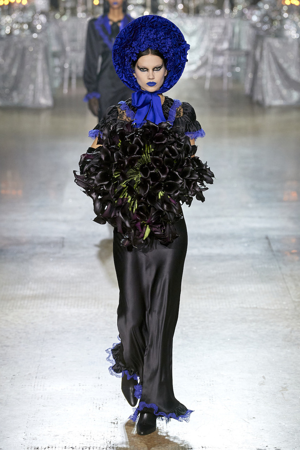 من مجموعة Rodarte لخريف وشتاء 2023-2024