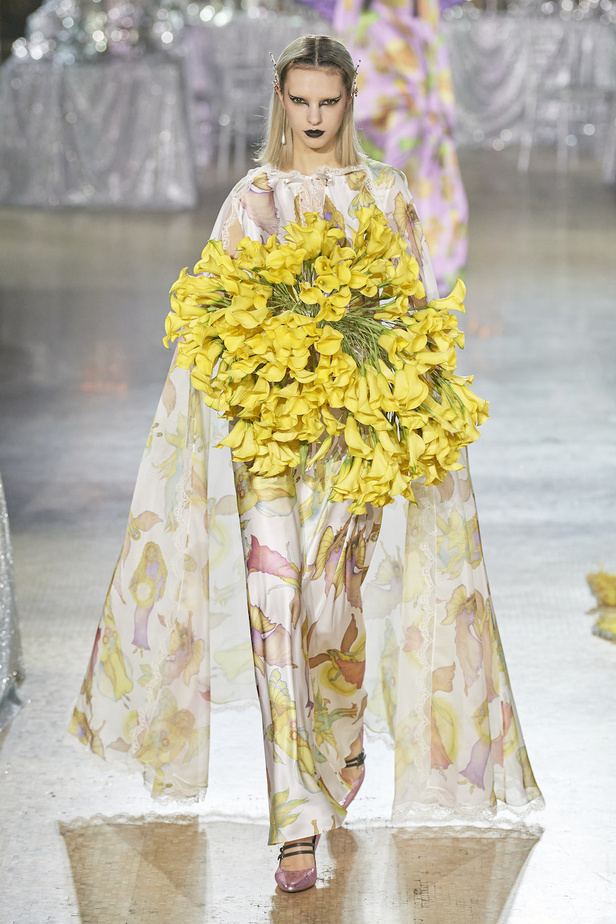 من مجموعة Rodarte لخريف وشتاء 2023-2024