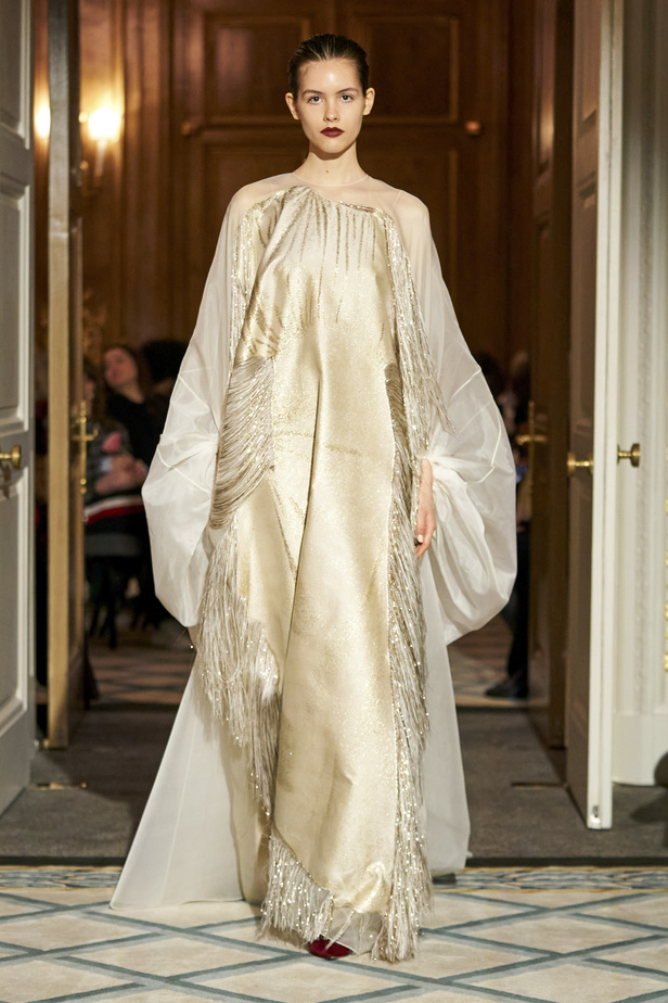 مجموعة Roksanda لخريف وشتاء 2023 - 2024