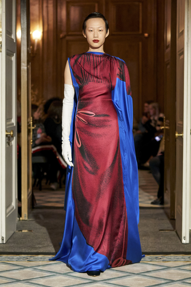 مجموعة Roksanda لخريف وشتاء 2023 - 2024