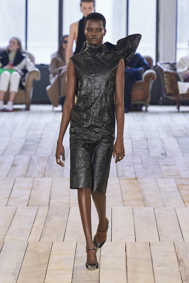 من مجموعة Sportmax لموسم خريف وشتاء 2023-2024