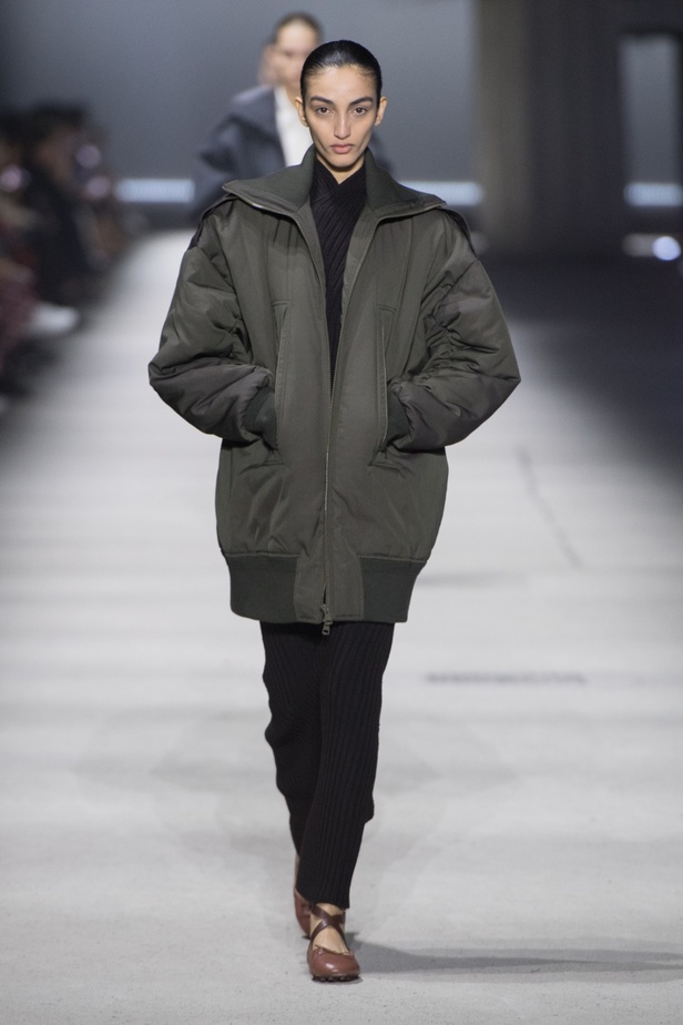 مجموعة Tod's أساسية وحديثة من قطع أيقونية قيّمة 