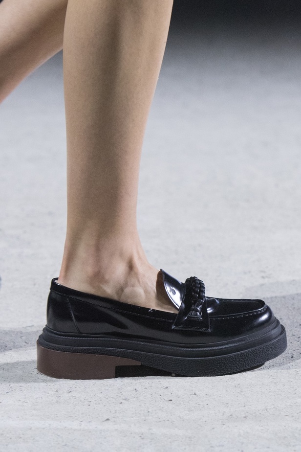 مجموعة Tod's أساسية وحديثة من قطع أيقونية قيّمة 