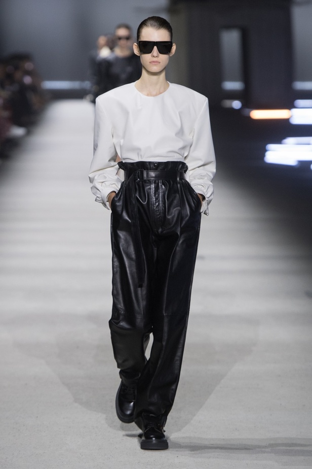 مجموعة Tod's أساسية وحديثة من قطع أيقونية قيّمة 