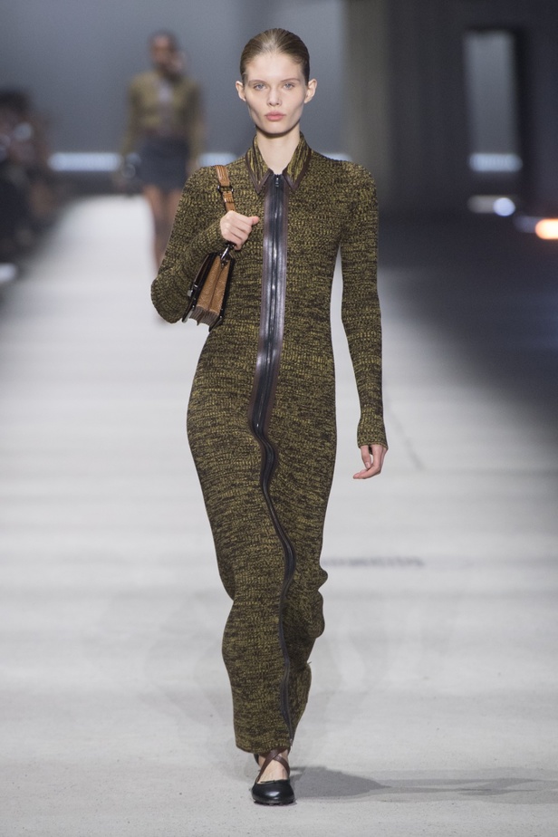 مجموعة Tod's أساسية وحديثة من قطع أيقونية قيّمة 