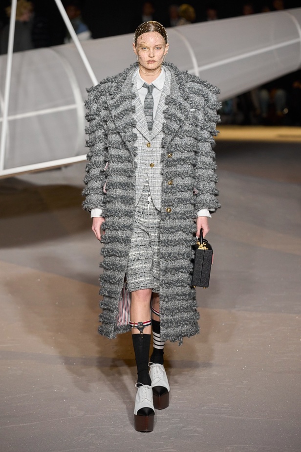 مجموعة Thom Browne تترجم رواية "الأمير الصغير" إلى عرض أزياء مبهر