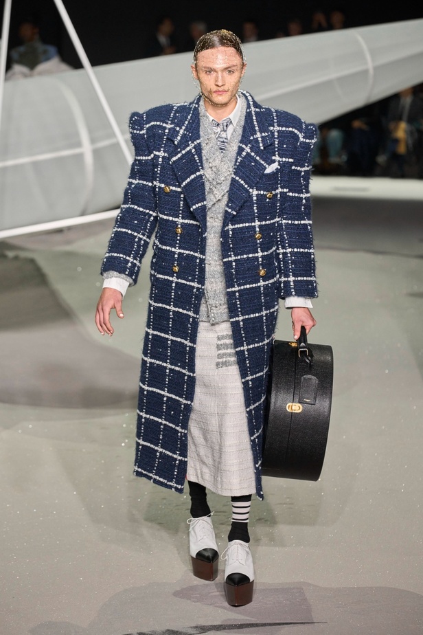 مجموعة Thom Browne تترجم رواية "الأمير الصغير" إلى عرض أزياء مبهر