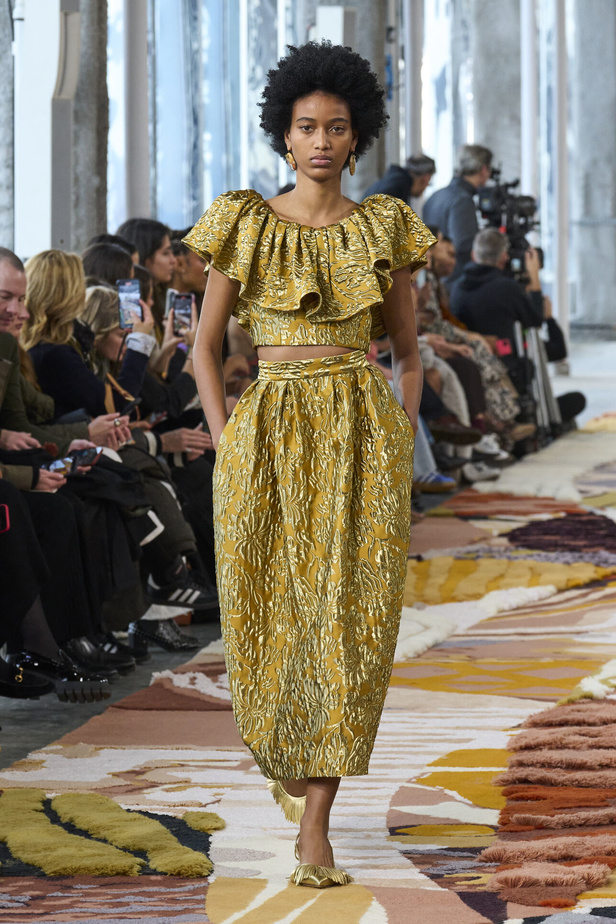 مجموعة Ulla Johnson لخريف وشتاء 2023-2024 في نيويورك..