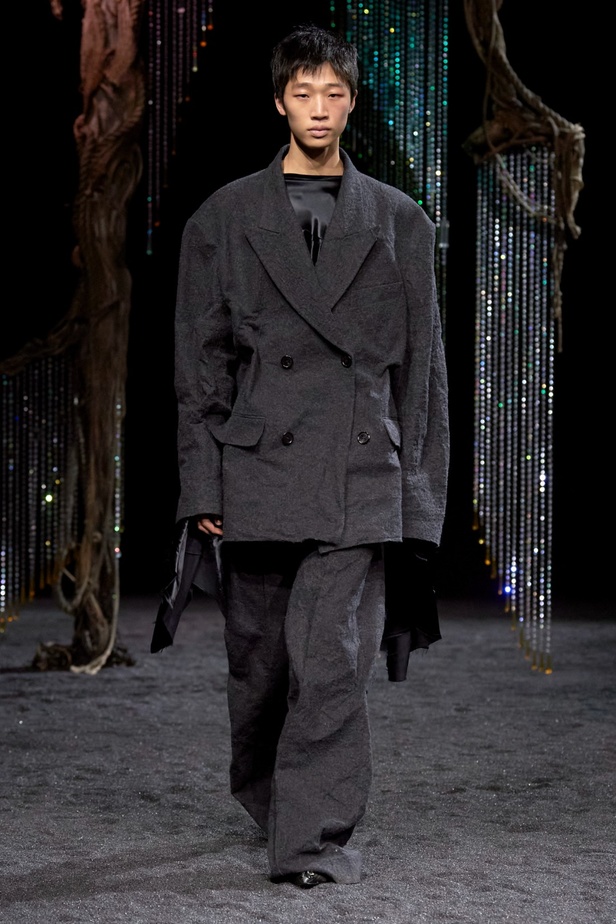 مجموعة Acne لخريف وشتاء 2023-2024 مستوحاة من قلب الطبيعة