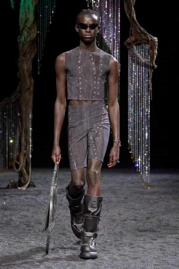 مجموعة Acne لخريف وشتاء 2023-2024 مستوحاة من قلب الطبيعة