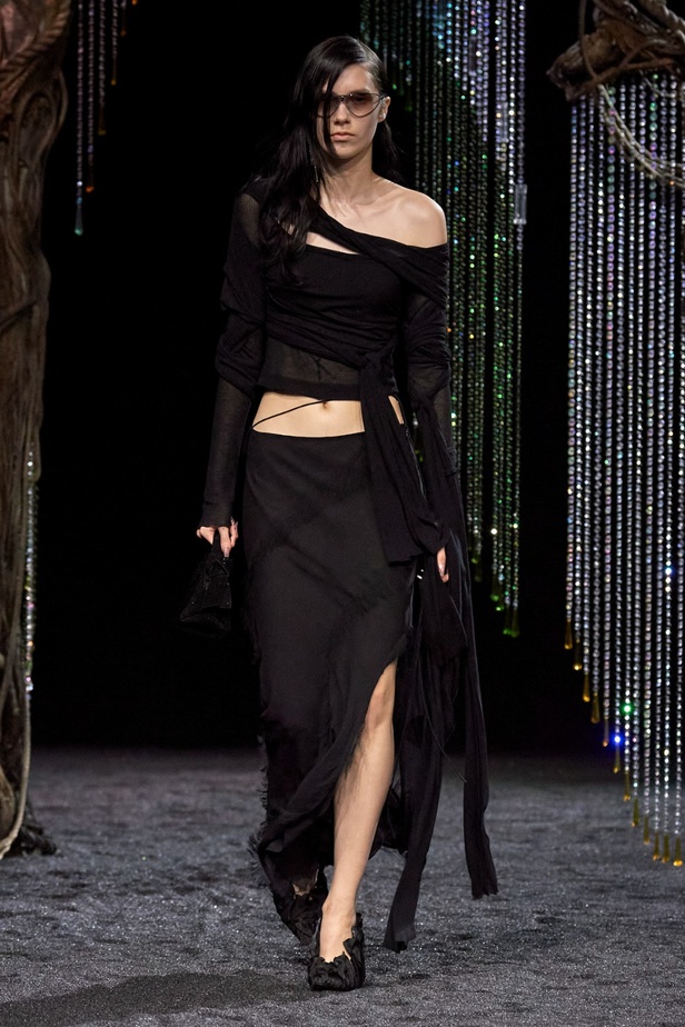 مجموعة Acne لخريف وشتاء 2023-2024 مستوحاة من قلب الطبيعة