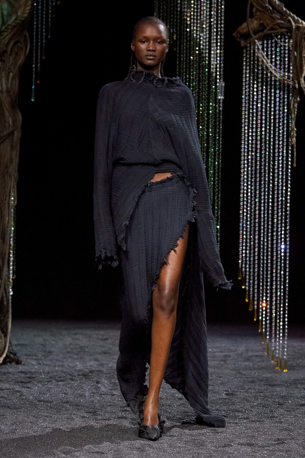 مجموعة Acne لخريف وشتاء 2023-2024 مستوحاة من قلب الطبيعة