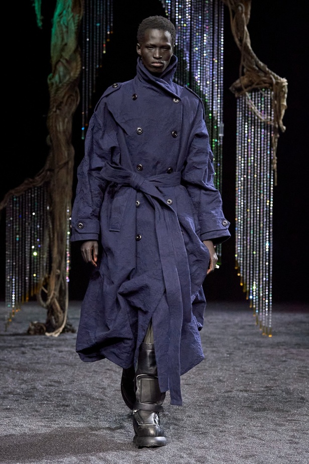 مجموعة Acne لخريف وشتاء 2023-2024 مستوحاة من قلب الطبيعة