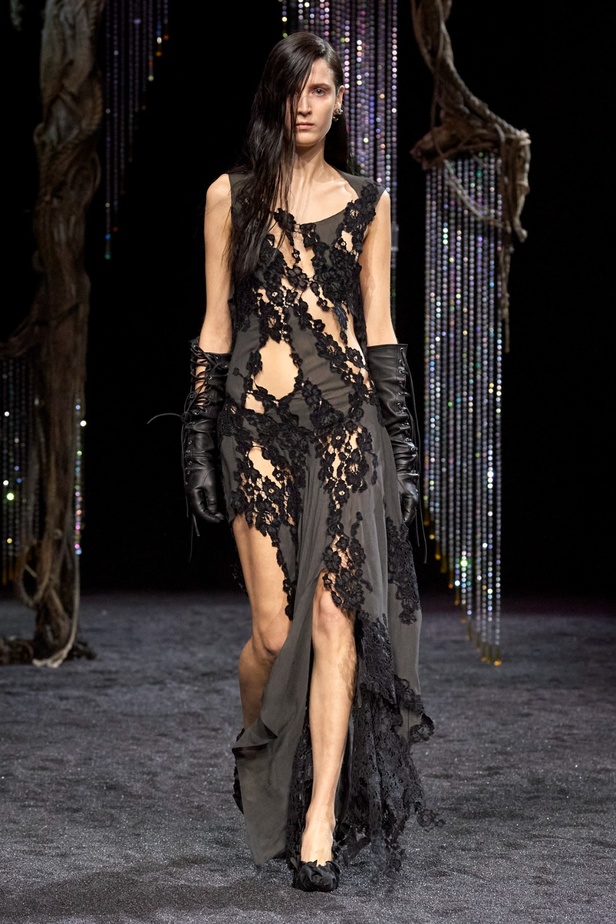 مجموعة Acne لخريف وشتاء 2023-2024 مستوحاة من قلب الطبيعة