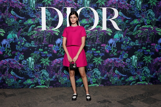 5 أمور اكتشفيها عن مجموعة ديور Dior لخريف 2023 في مومباي