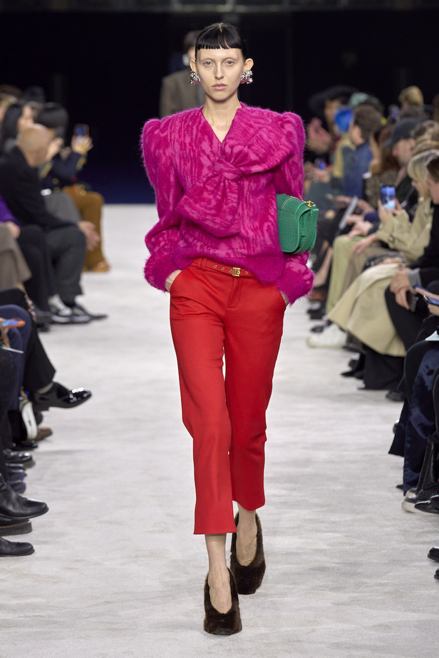 من مجموعة Balmain لموسم خريف وشتاء 2023-2024