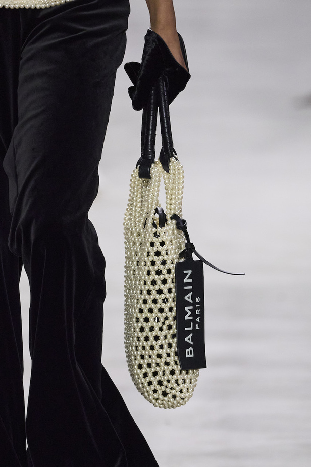 مجموعة بالمان لخريف 2023 تعيد أمجاد حقبة الخمسينات بأرقى الطرق 