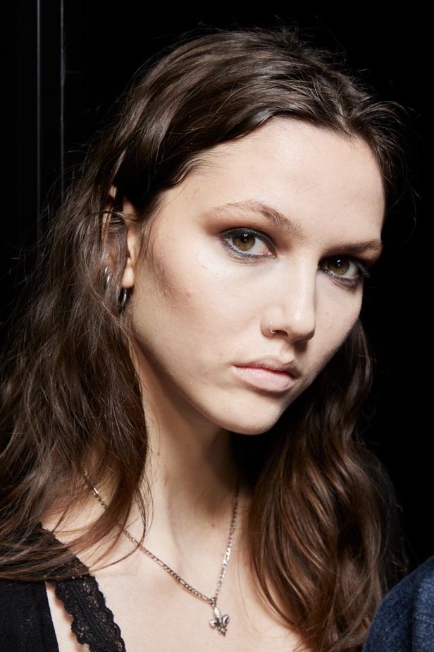 اطلالات جمالية من مجموعة Roberto Cavalli لخريف وشتاء 2024